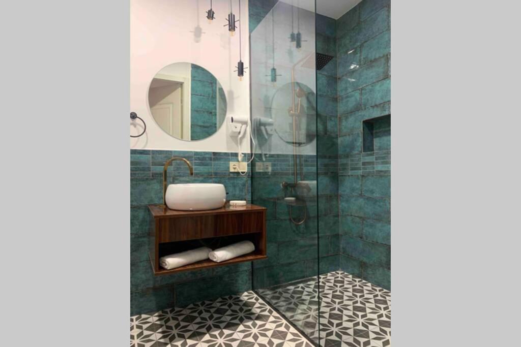 Geverse Apartment Batumi Ngoại thất bức ảnh